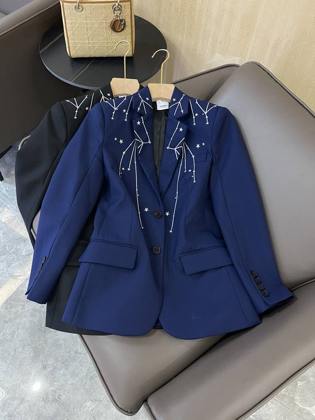 新款西装外套 Burberry 专柜顶级货 80% 羊毛面料 西装外套 黑色 蓝色 Smlxl